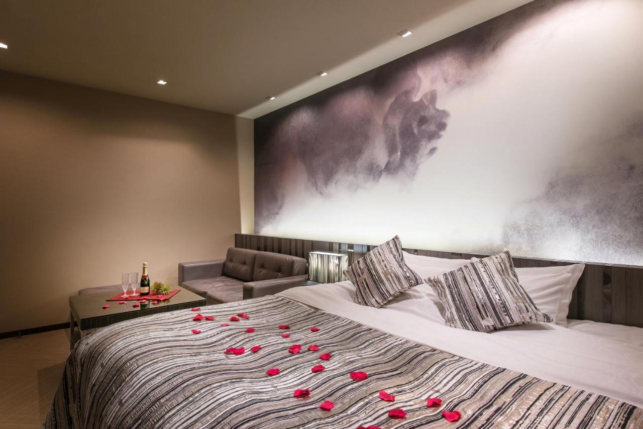 Hotel Lotus Iwatsuki (Adults Only) Сайтама Екстериор снимка