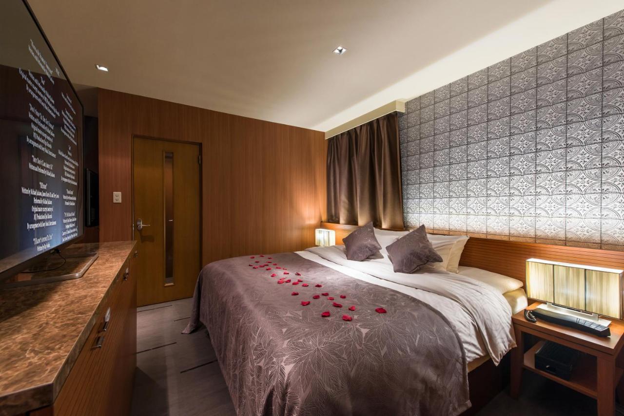 Hotel Lotus Iwatsuki (Adults Only) Сайтама Екстериор снимка