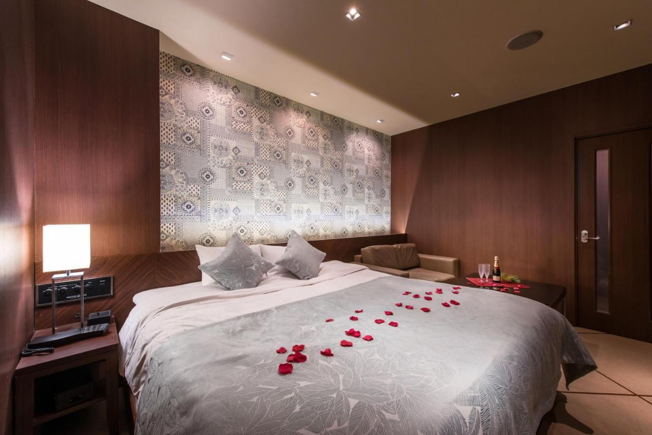 Hotel Lotus Iwatsuki (Adults Only) Сайтама Екстериор снимка